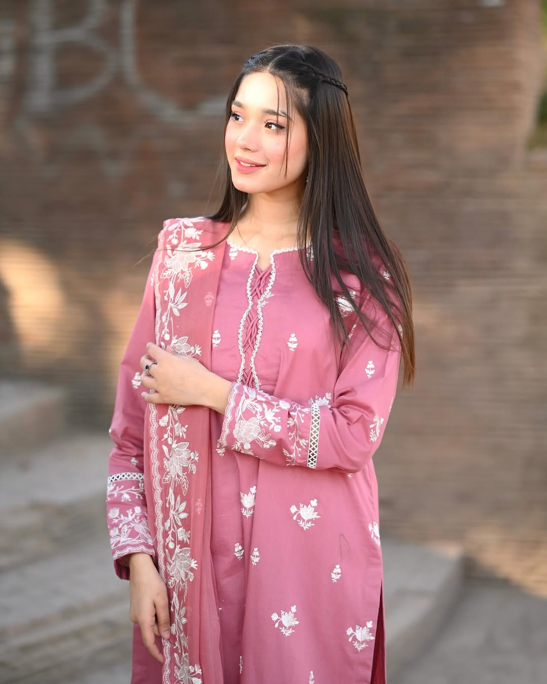 Nazneen Embroidered 3PC