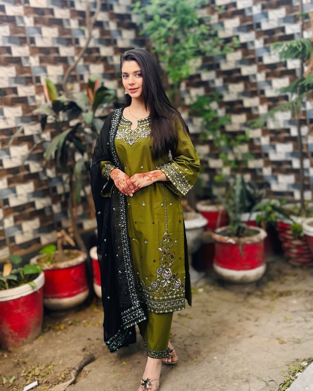 Mayal Embroidered 3PC